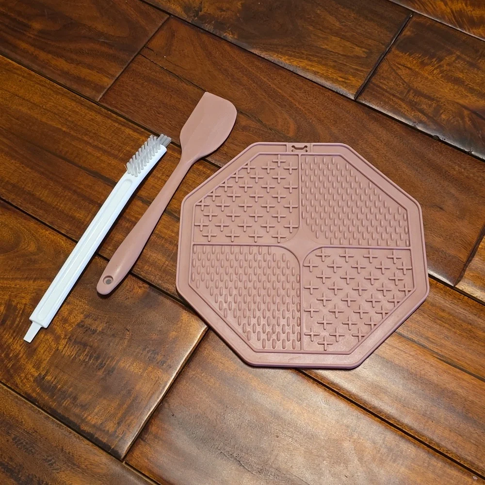 Dog lick mat